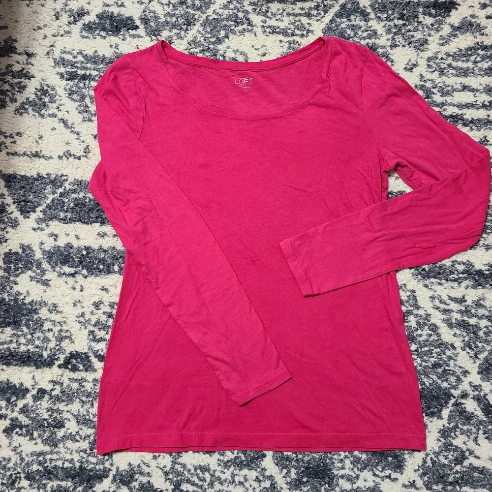 Ann Taylor LOFT Long Sleeve Hot Pink M